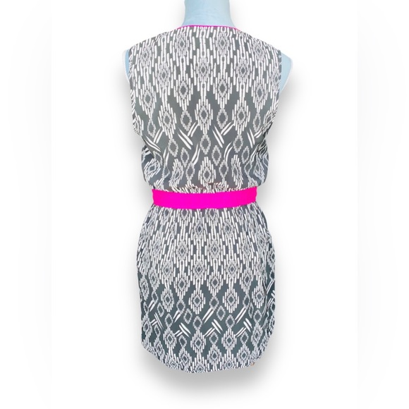 Charlie Jade Silk Sleeveless Tie Waist Midi Dress Size Small - Picture 5 of 9